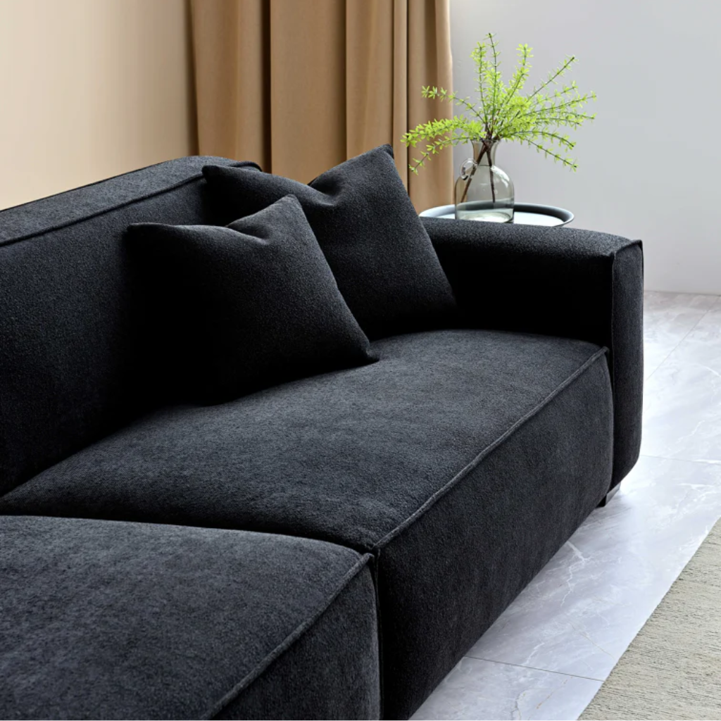 Aluxo Dakota 4 seater with Chaise