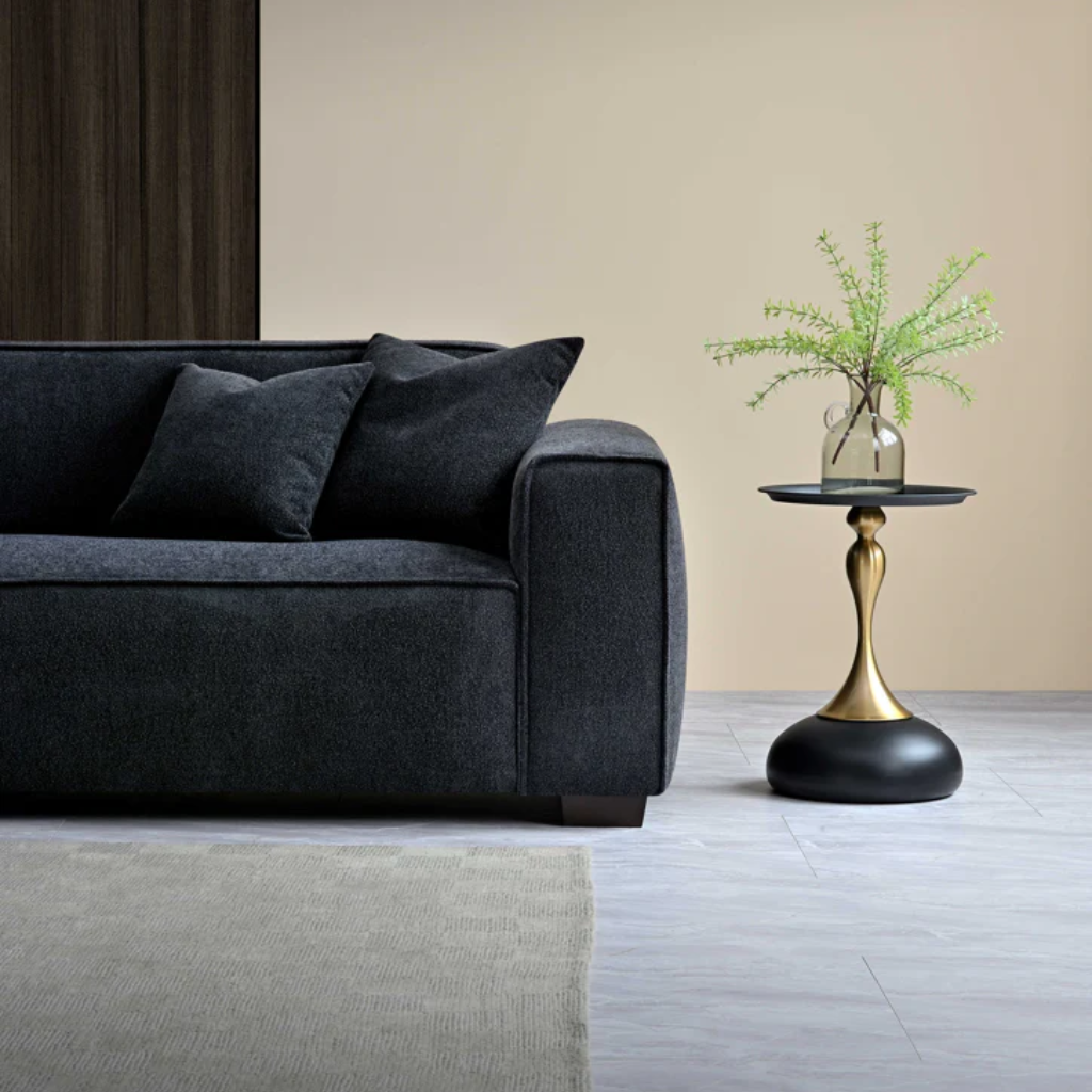 Aluxo Dakota 4 seater with Chaise