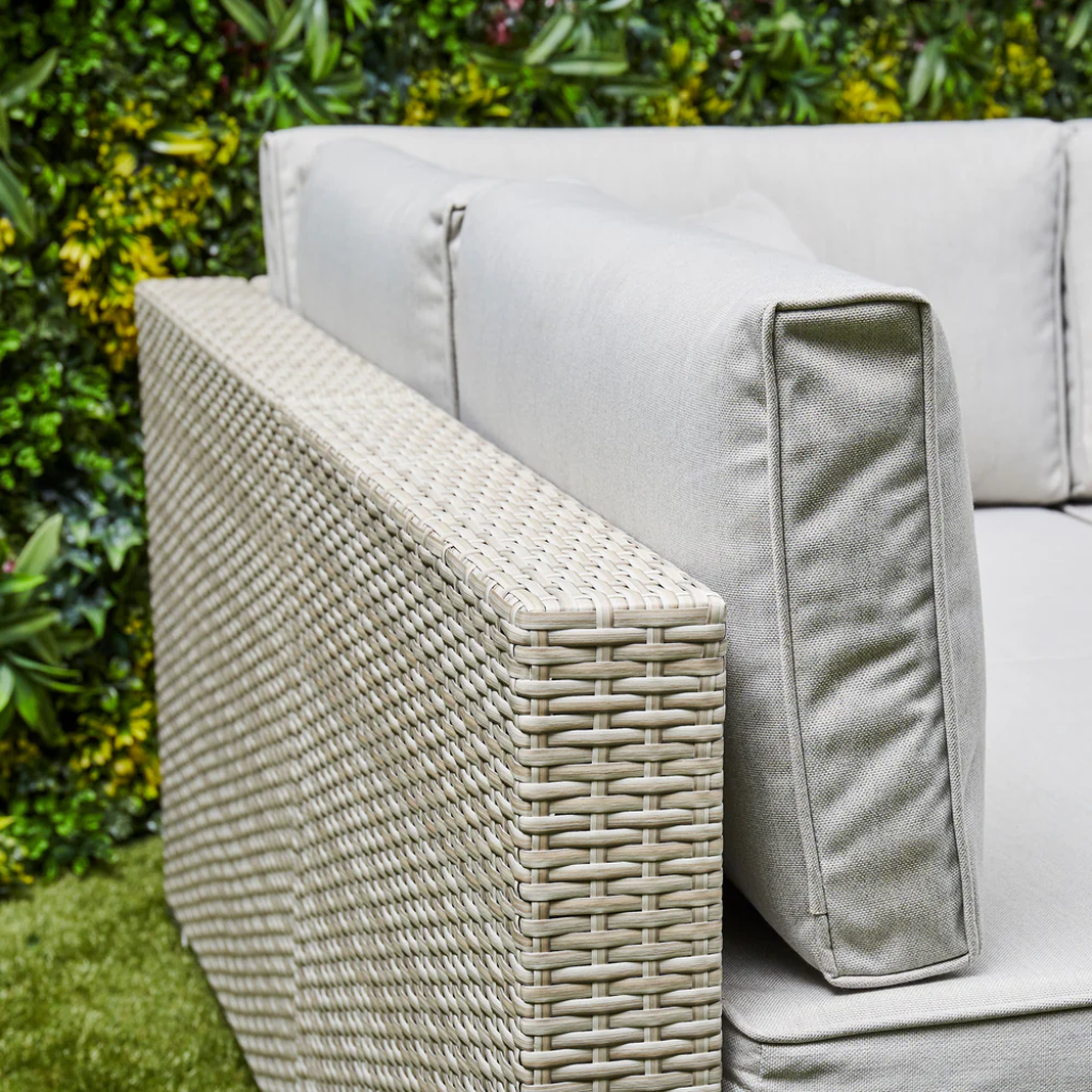 8978aa5d76ad933f4429ad50b6cb0038