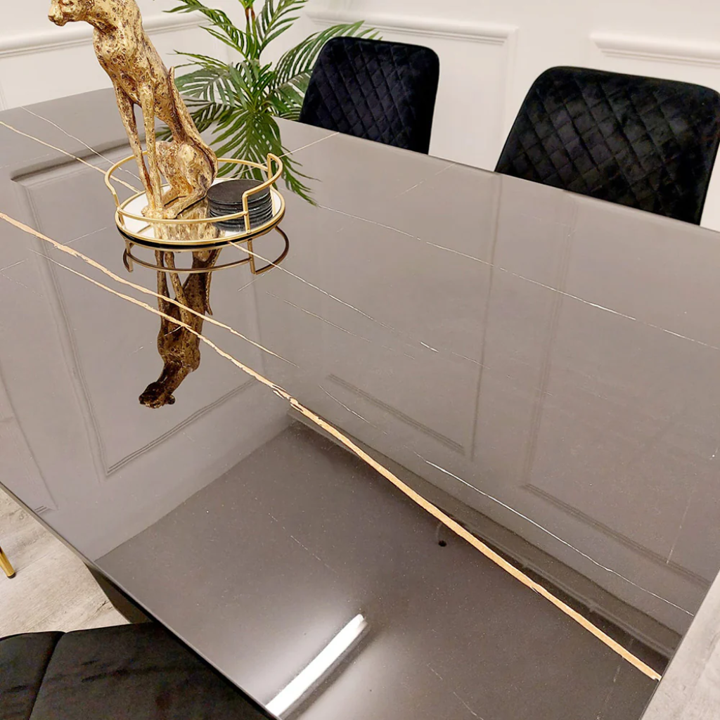 77e640632386b3143423a710b326e4a1