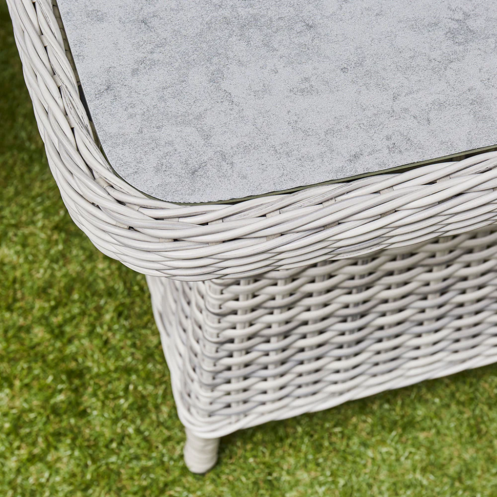 c30be864283b83910e66ffef7f49b9a0