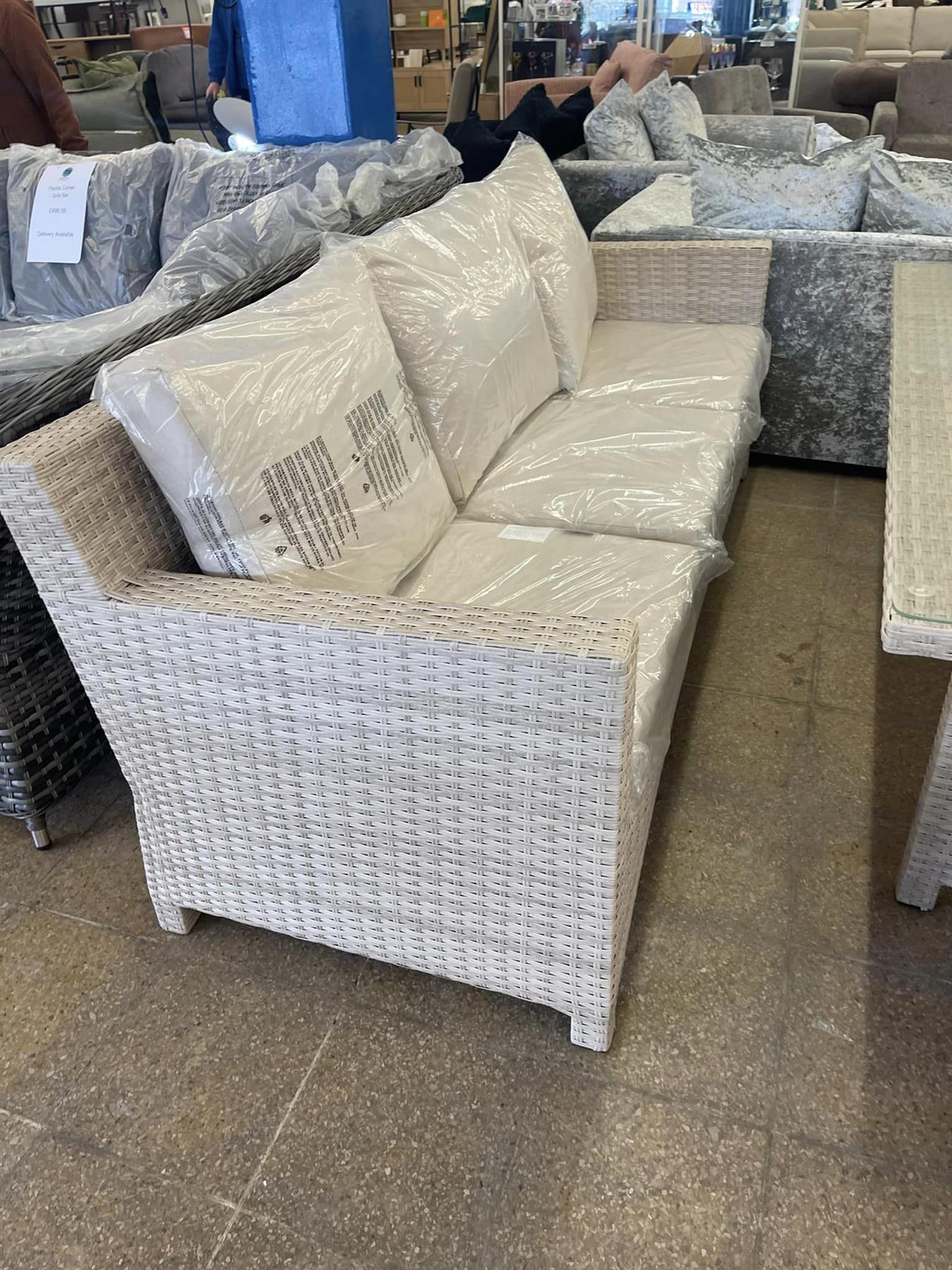 7 Seater Cream Rattan Garden Sofa Set