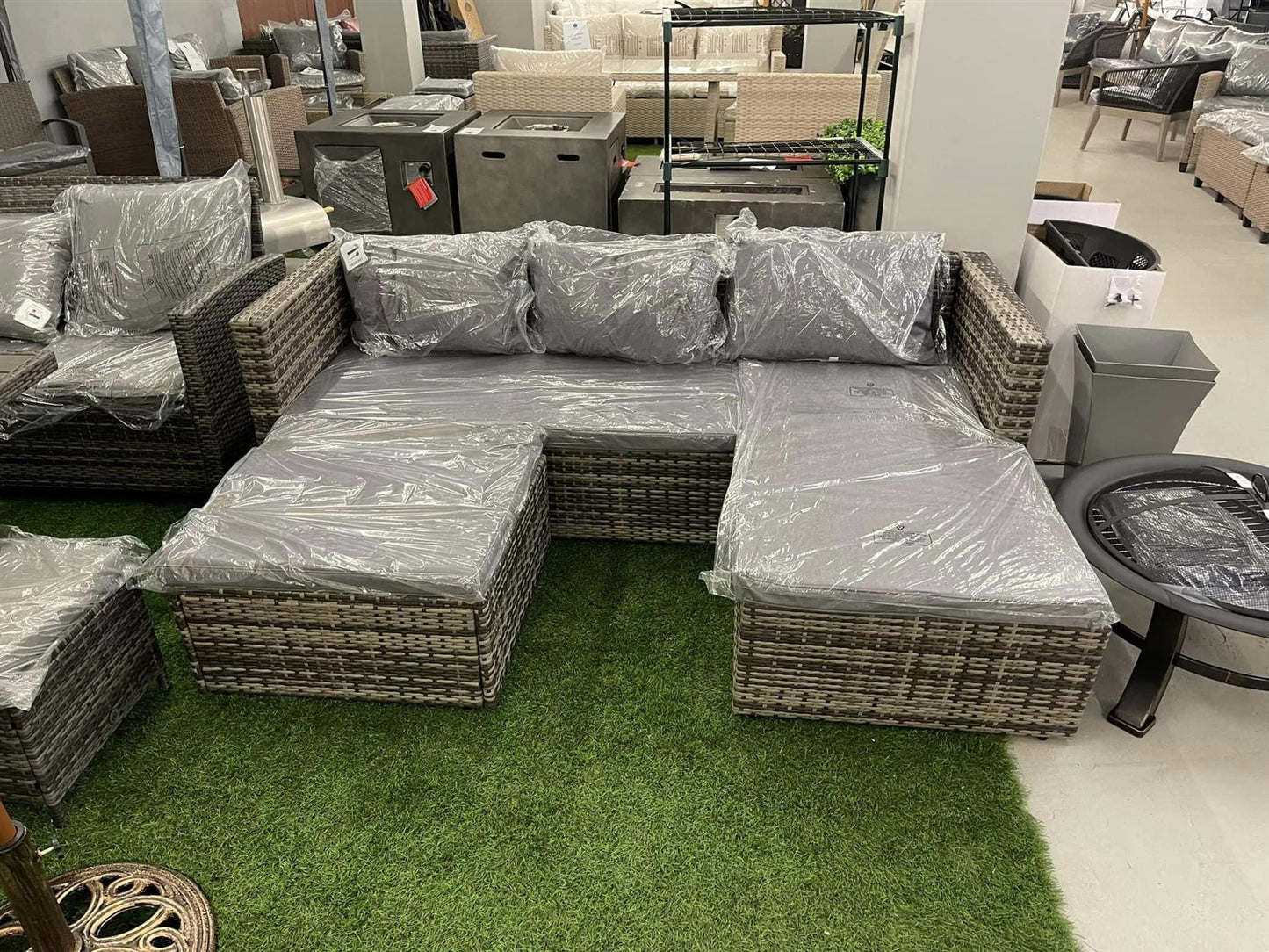 Grey Rattan Corner Sofa Set with Matching Extender Unit