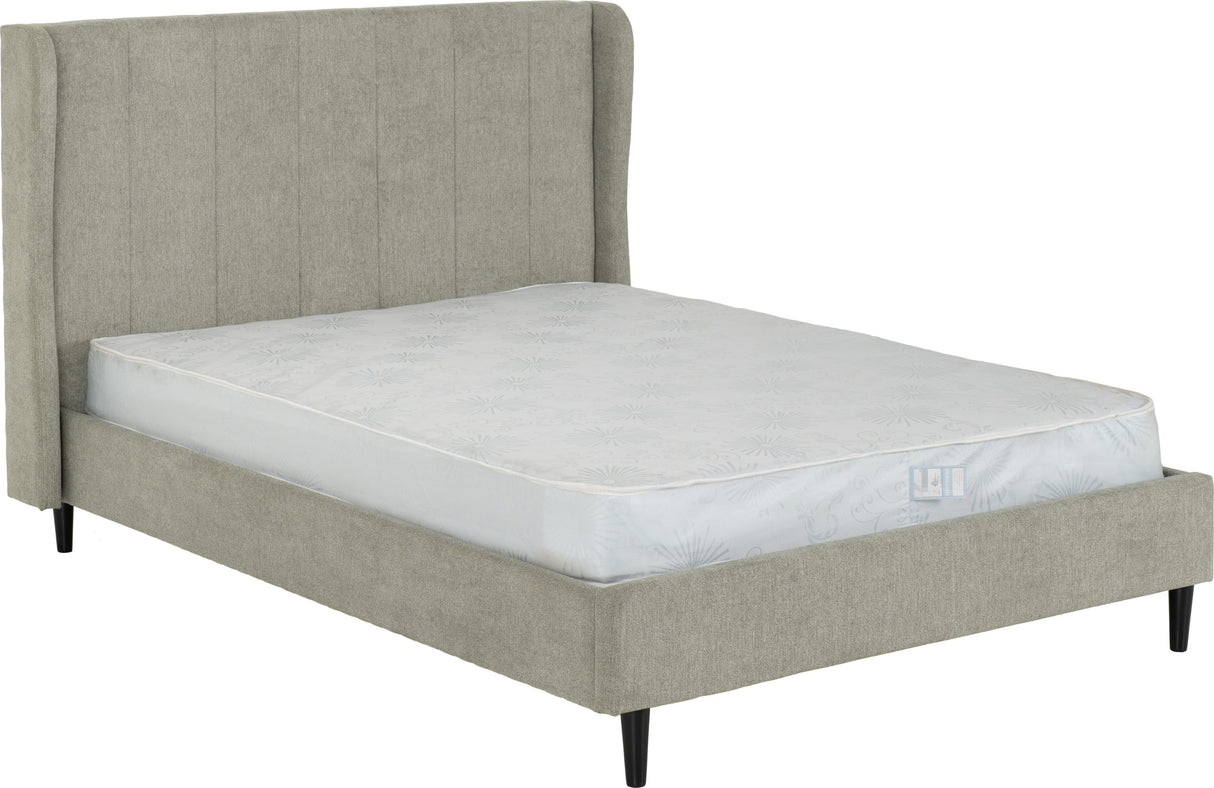 Amelia Bed