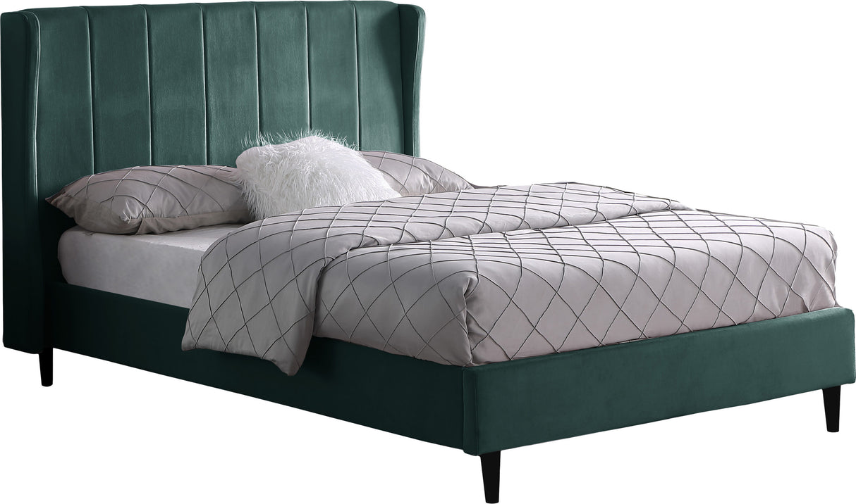 Amelia Bed