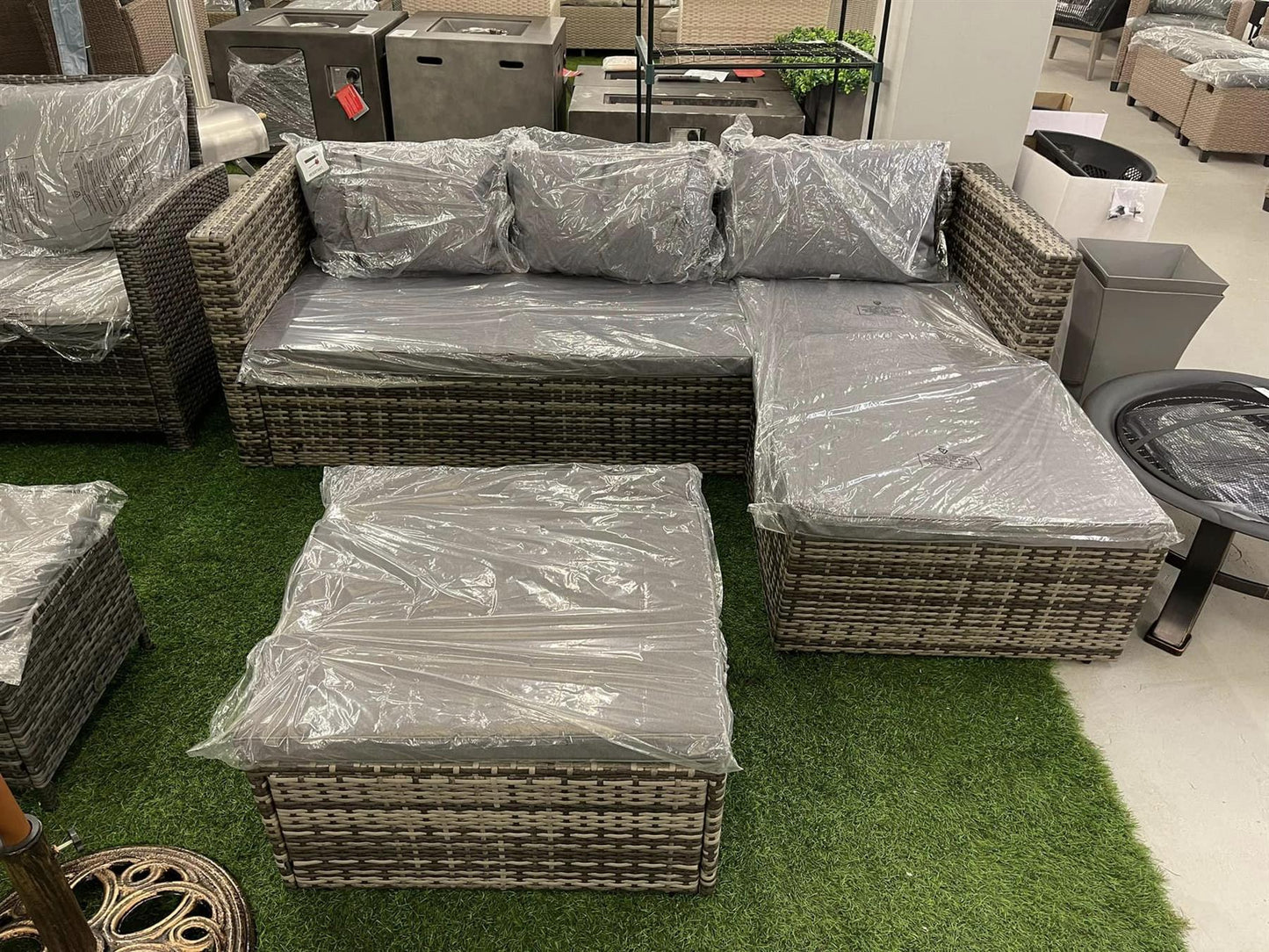 Grey Rattan Corner Sofa Set with Matching Extender Unit