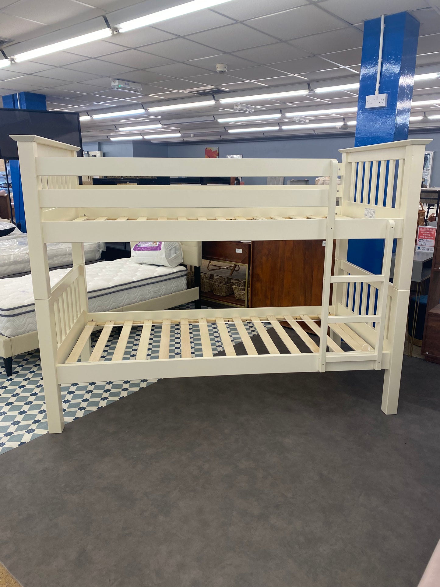Cream Finish Solid Pine Wooden Bunk Bed Frame