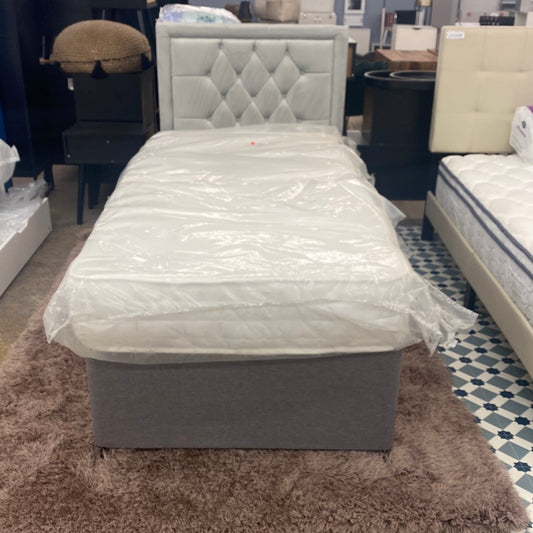 Single Divan Bed With Drawers